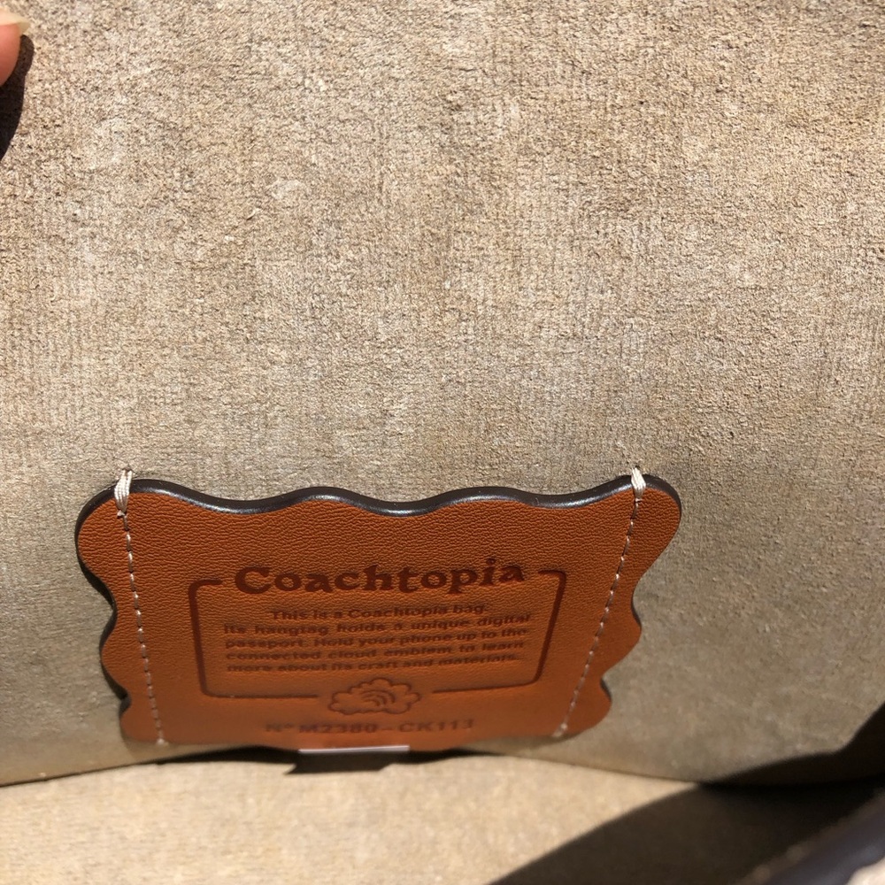 Coachtopia Wavy Dinky Bag in Coachtopia Leather(NWT) - Picture 4 of 5